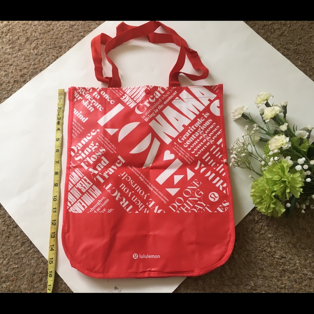 Lot of 2 Lululemon Reusable Tote Bundle - Large - Picture 1 of 2
